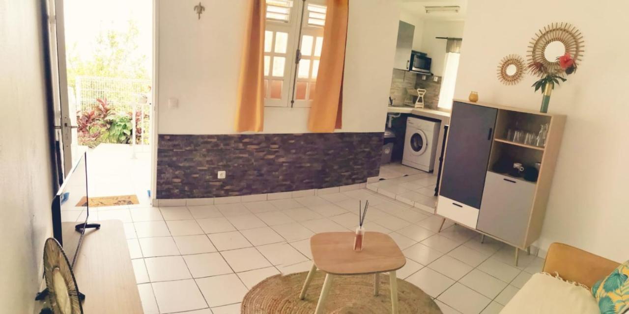 Appartamento Abri Papaye Riviere-Salee Esterno foto